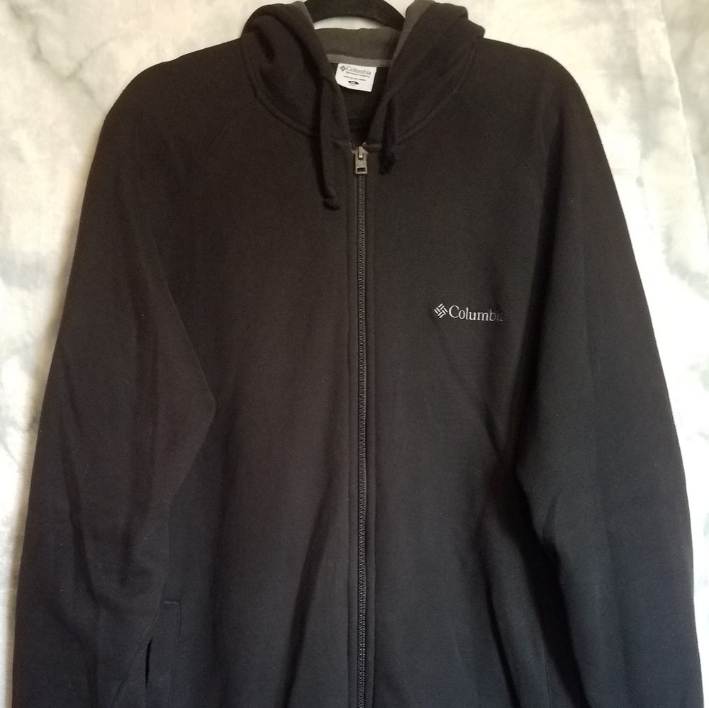 Men's Columbia zip-up hoodie